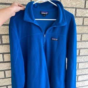 Men’s Patagonia pullover Size L Blue
